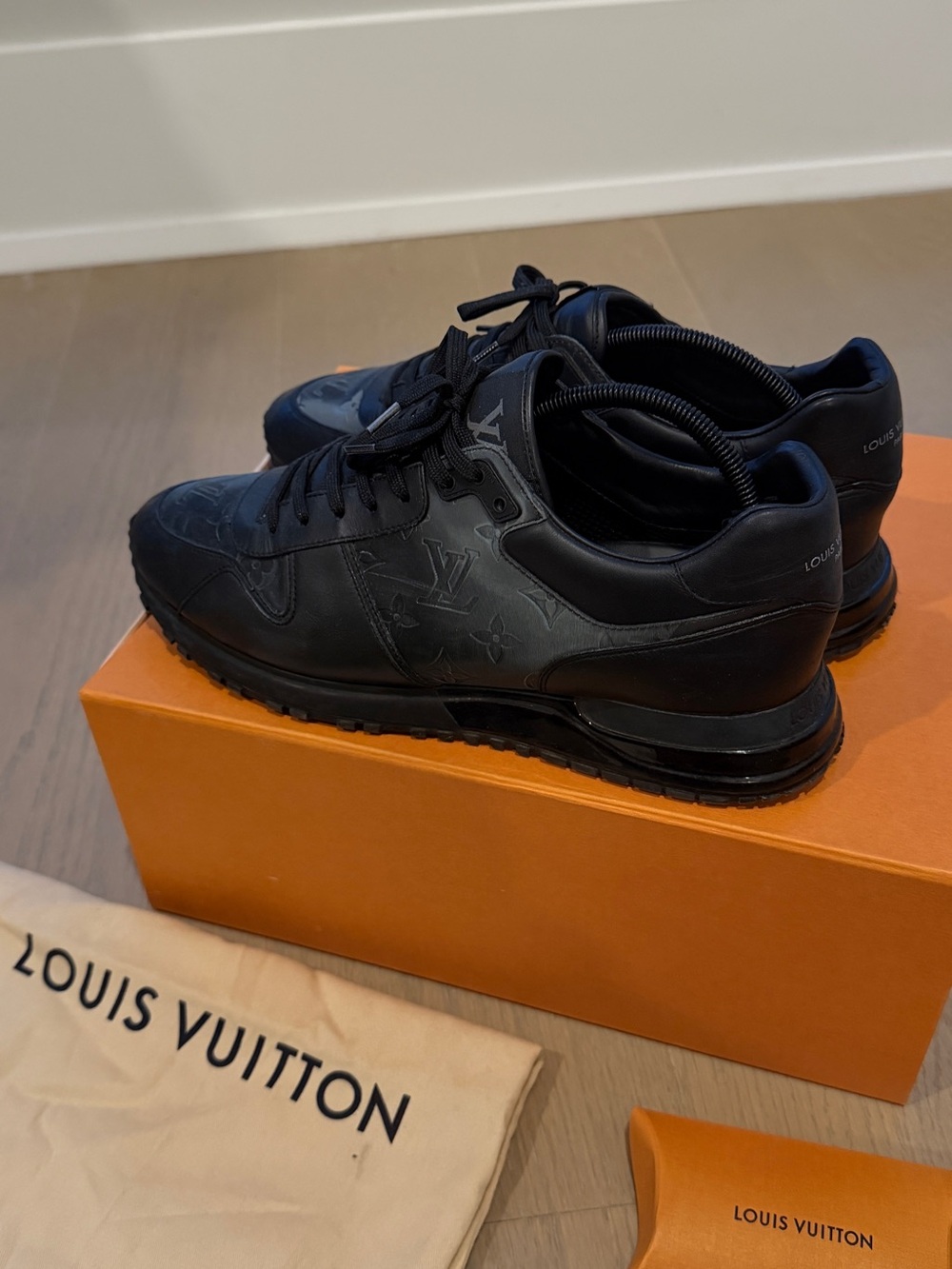 Louis Vuitton Men's Runaway Trainers Monogram Low-Top Sneakers - Picture 5 of 7